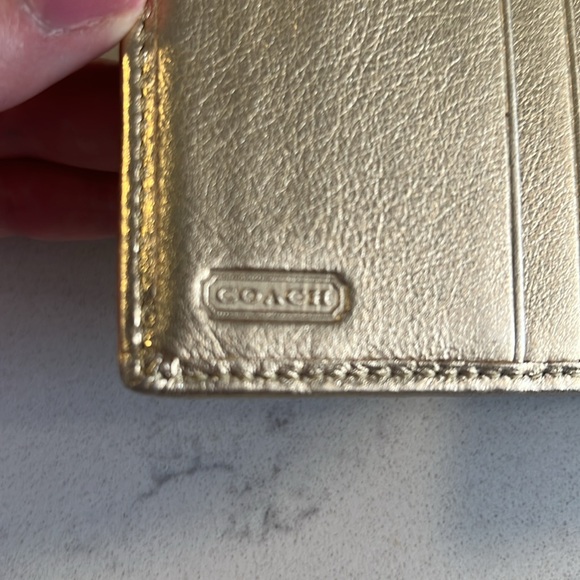 Coach wallet brown with gold leather EUC - Picture 5 of 11